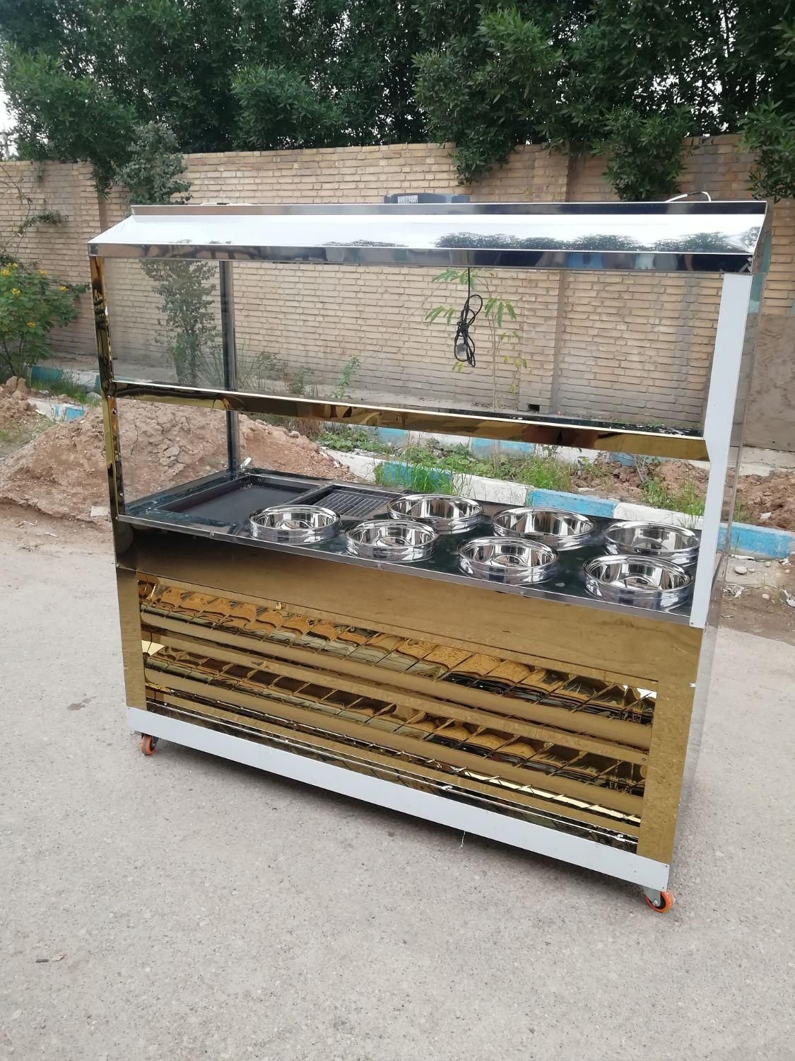 فر سلف سرویس فلافل و ساندویجی
