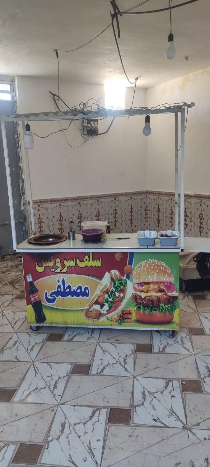 دکه فلافل