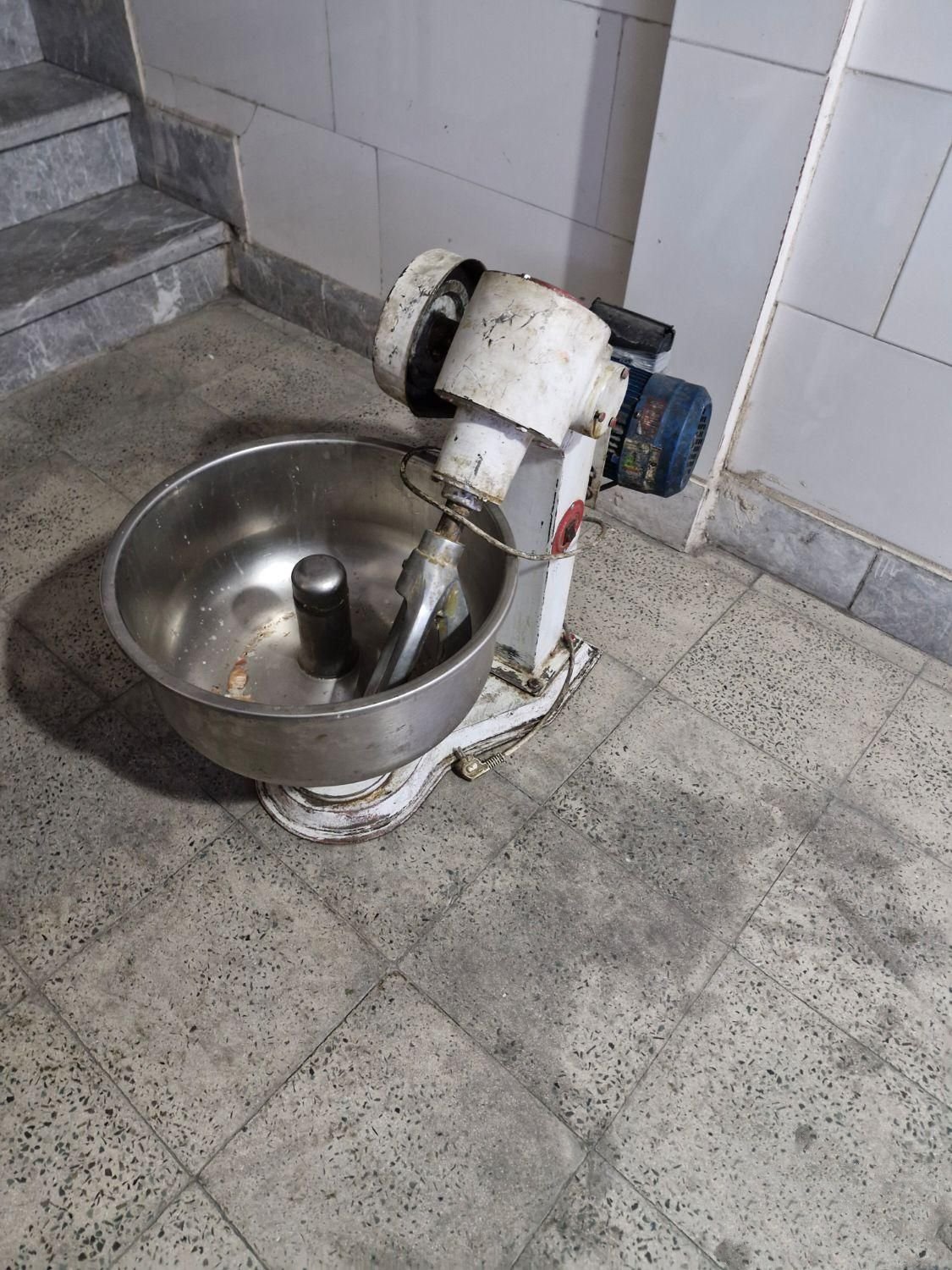 خمیر گیر موتور صنعتی
