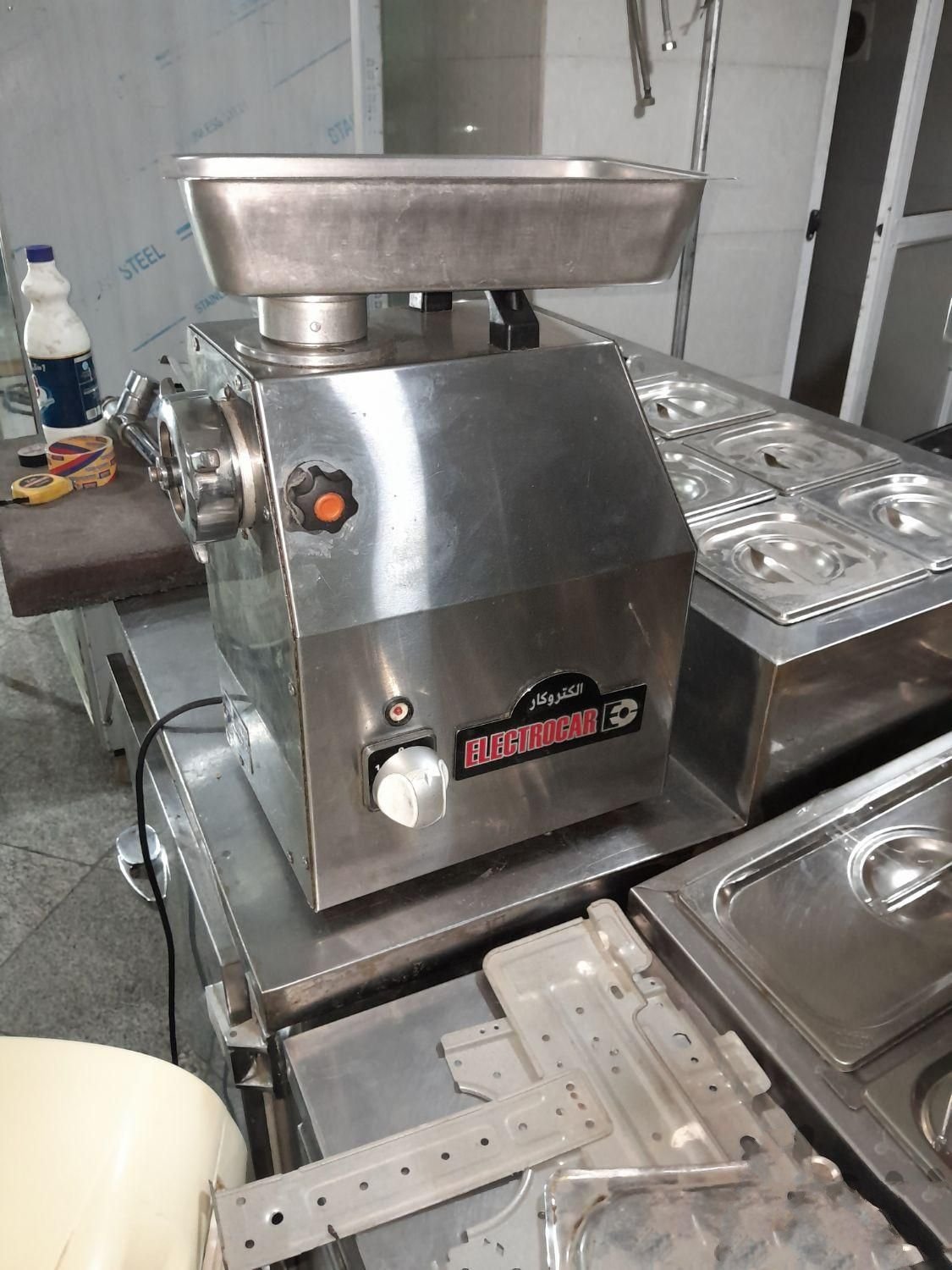 چرخ گوشت رومیزی الکتر وکار درحدنو