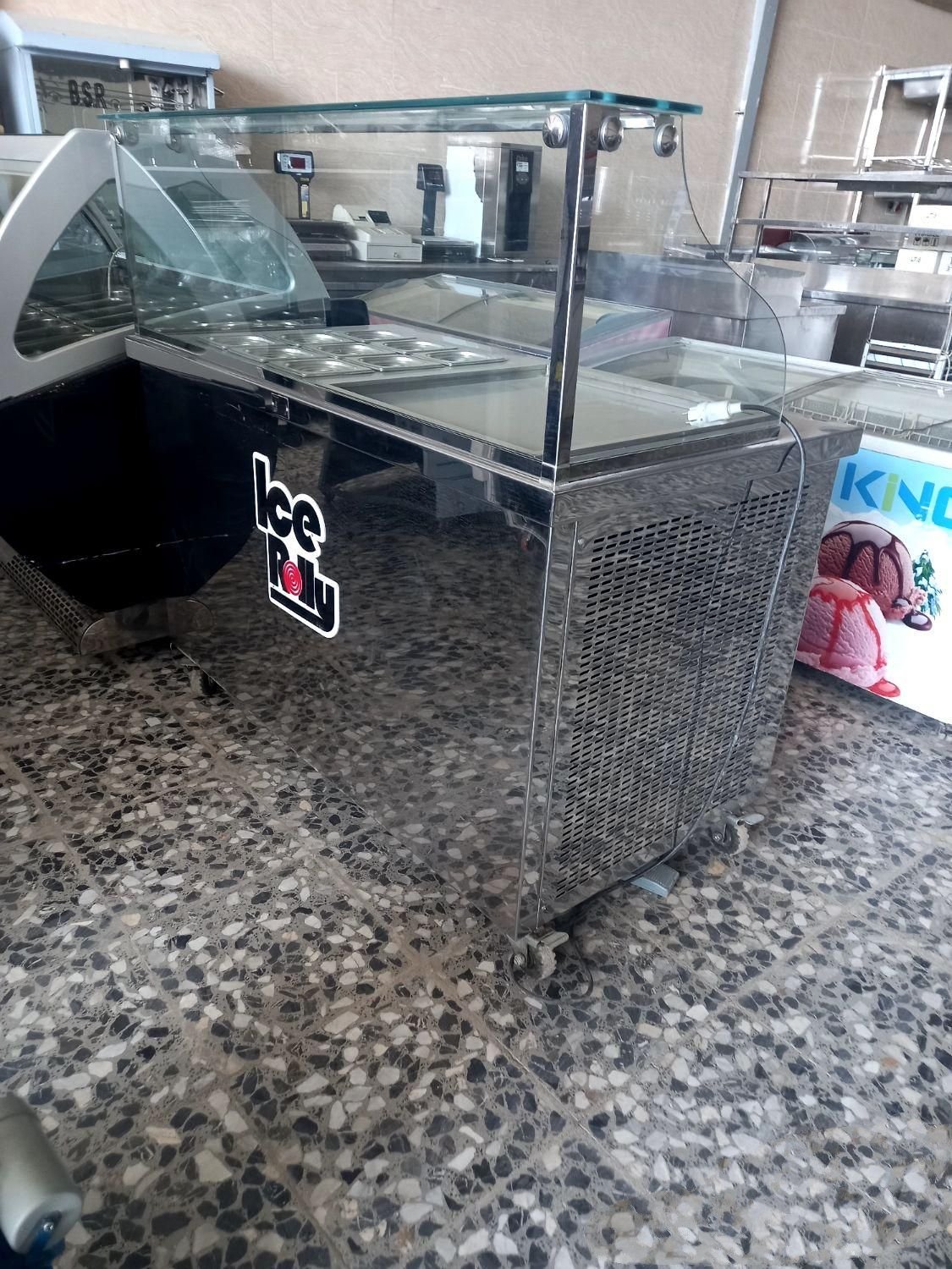 بستنی رولی